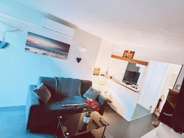 Studio dispo Nov jusqu'à fin mars