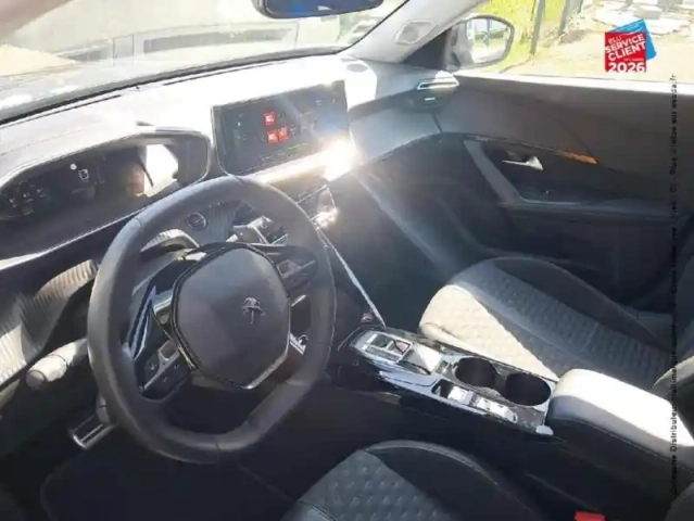 Peugeot 2008 1.2 puretech 130ch s&amp;s roadtrip eat8 — photo 15