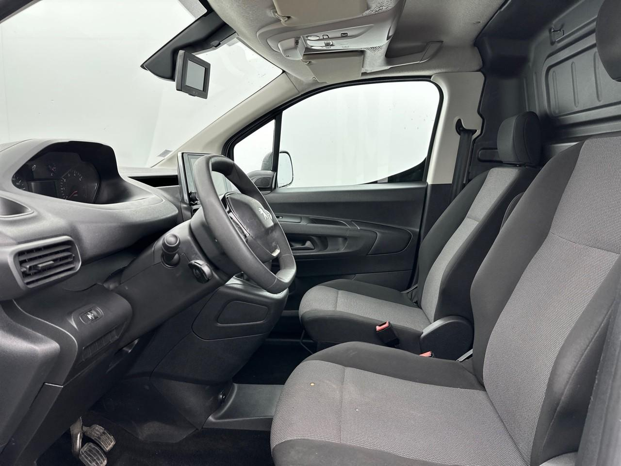 Peugeot Partner fourgon standard 650 kg bluehdi 100 s&s bvm5 aspha — photo 10