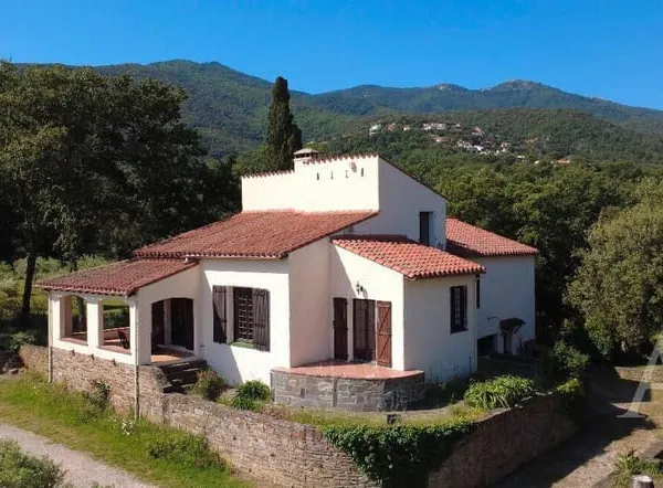 Maison 8 pièces 182 m²