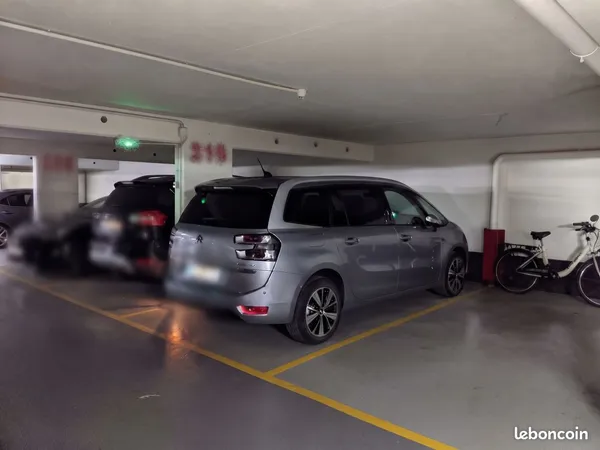 Place de parking VL