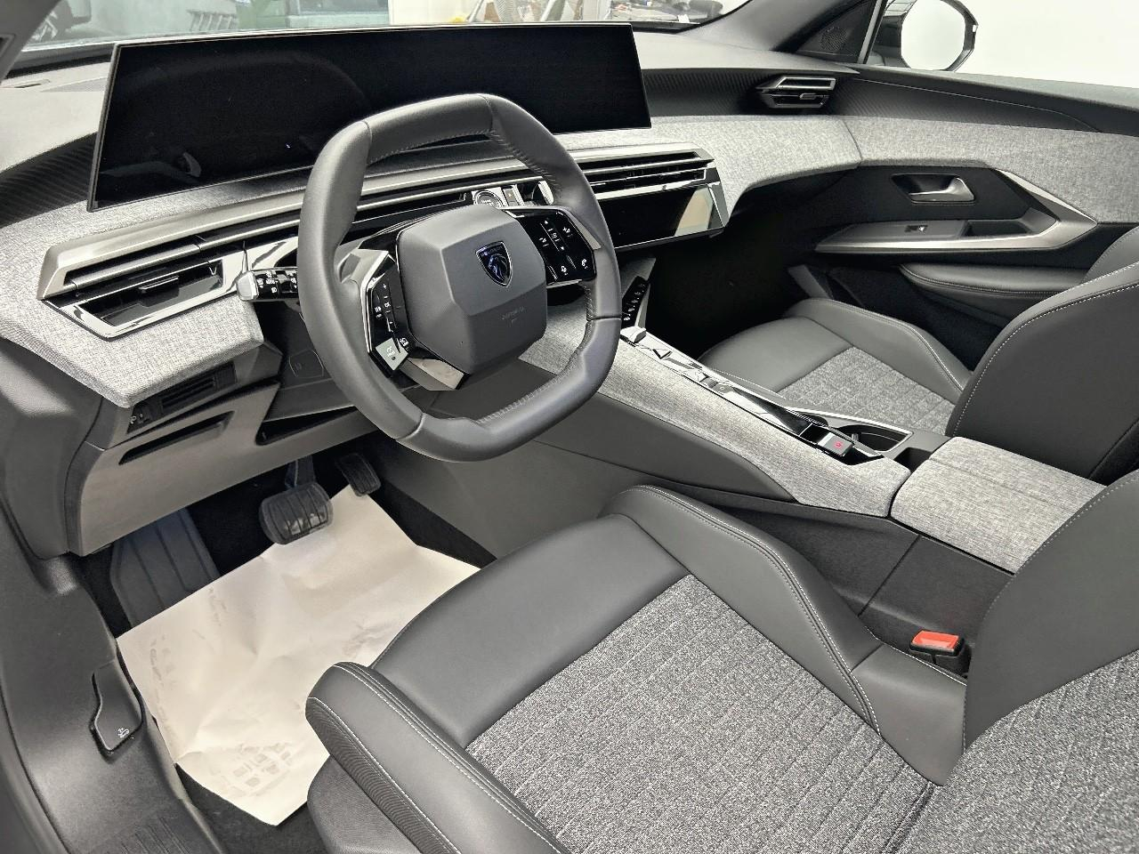 Peugeot 3008 hybrid 145 e-dcs6 allure — photo 9