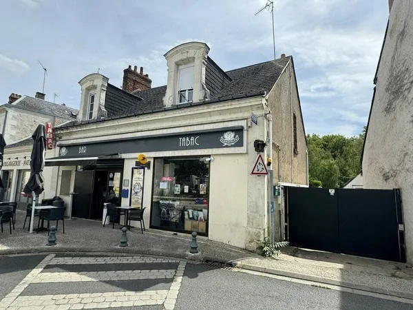 Bien immobilier de rendement Vente Mettray  140m² 165000€