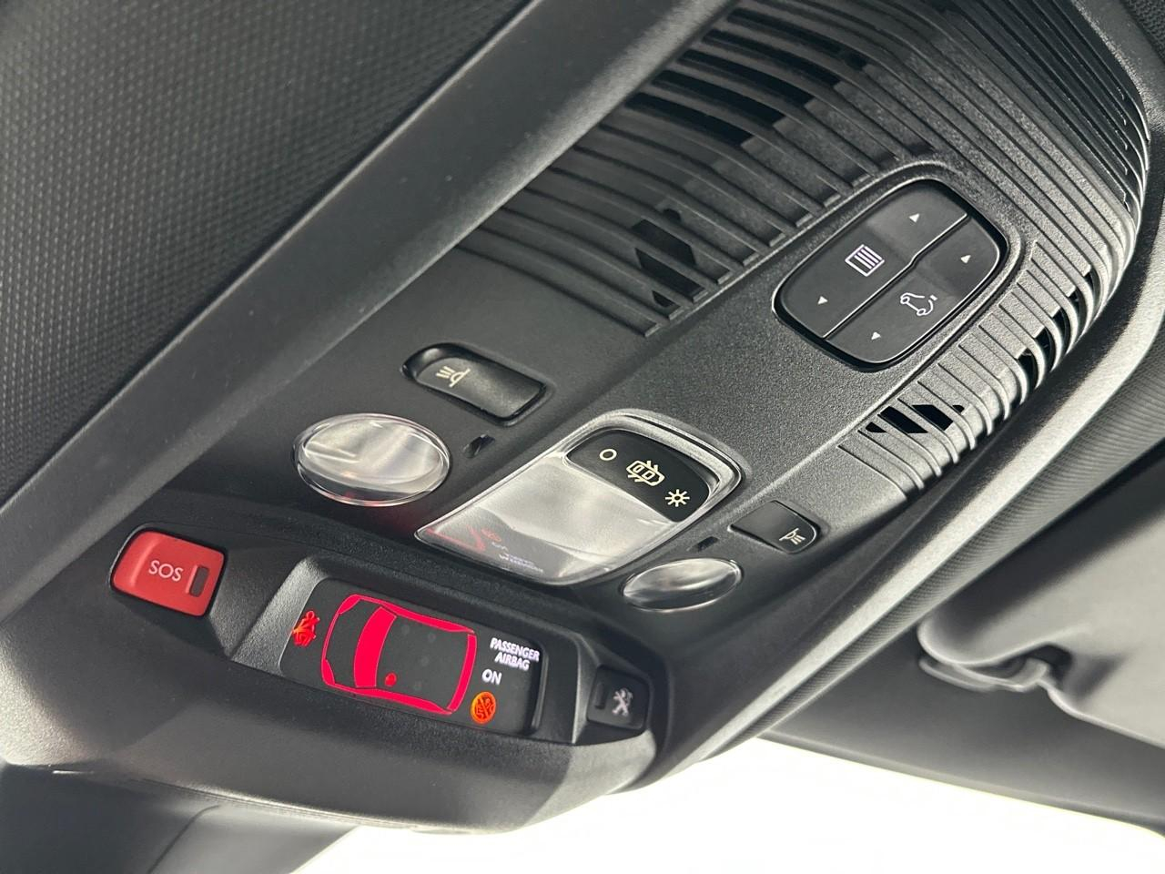 Peugeot 3008 hybrid 225 e-eat8 gt — photo 30