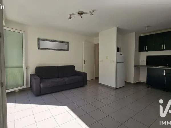 Studio 1 pièce 28 m²