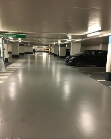 Location Parking Paris 75016 Auteuil Mirabeau, Parking Indigo Rossini, rue Wilhem