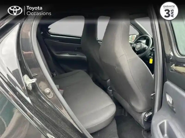 Toyota Aygo x 1.0 vvt-i 72ch dynamic s-cvt my23 — photo 7