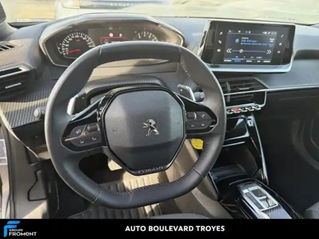 Peugeot 2008 1.2 puretech 130ch s&amp;s allure eat8 — photo 23