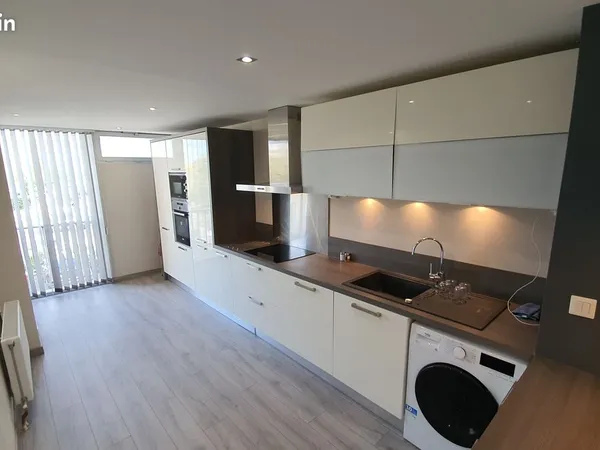Location chambre appartement, Tram A, 10 mn de Bordeaux Bastide