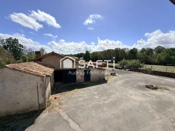 Ancien corps de ferme à rénover - 8 053 m² de terrain - UB & 1AUh - Fort potentiel