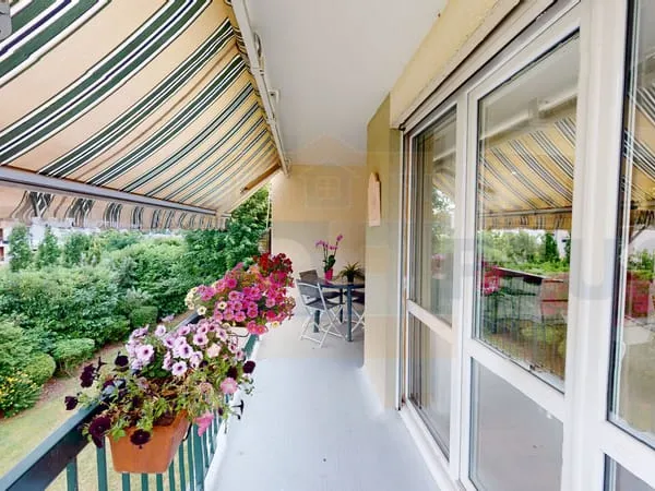 Bois d'Arcy 5 Pièces 105,32 m² hab + 1 cave + 2 balcons + 1 parking extérieurs