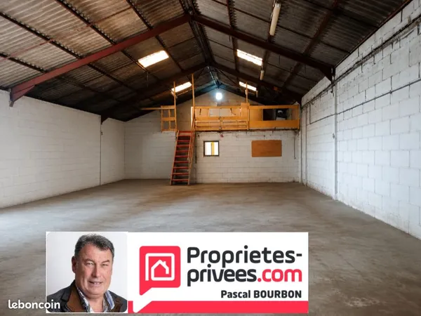 Parking 205 m² Limoux