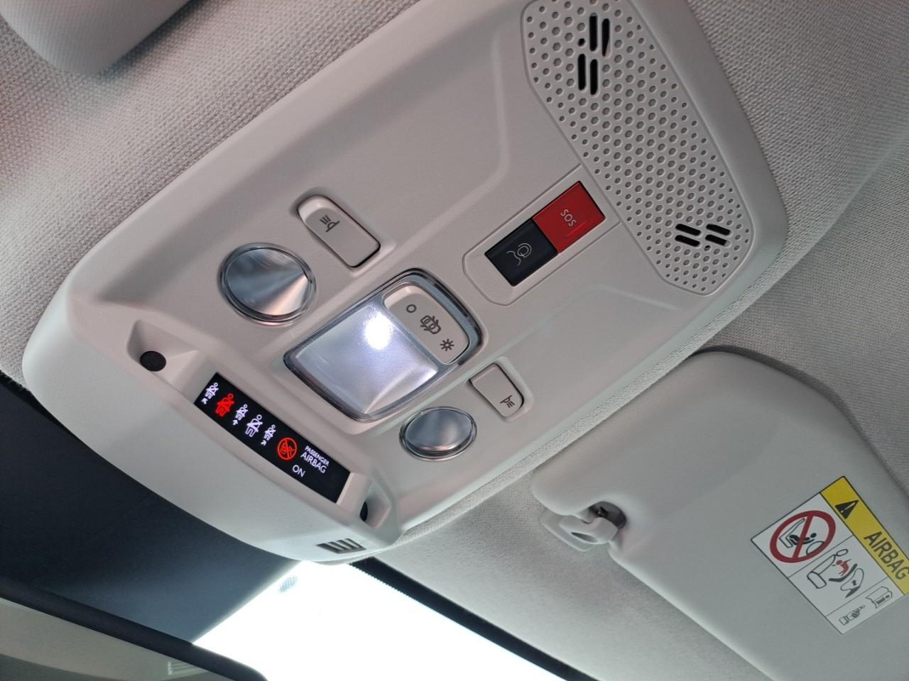 Citroën C4 X puretech 130 s&s eat8 shine — photo 18