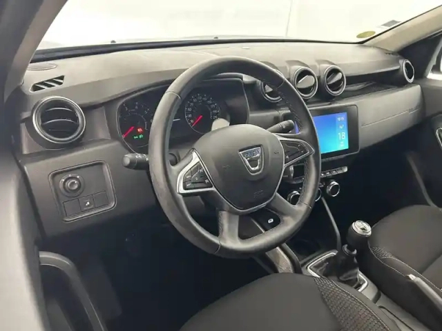 Dacia Duster blue dci 115 4x2 — photo 28