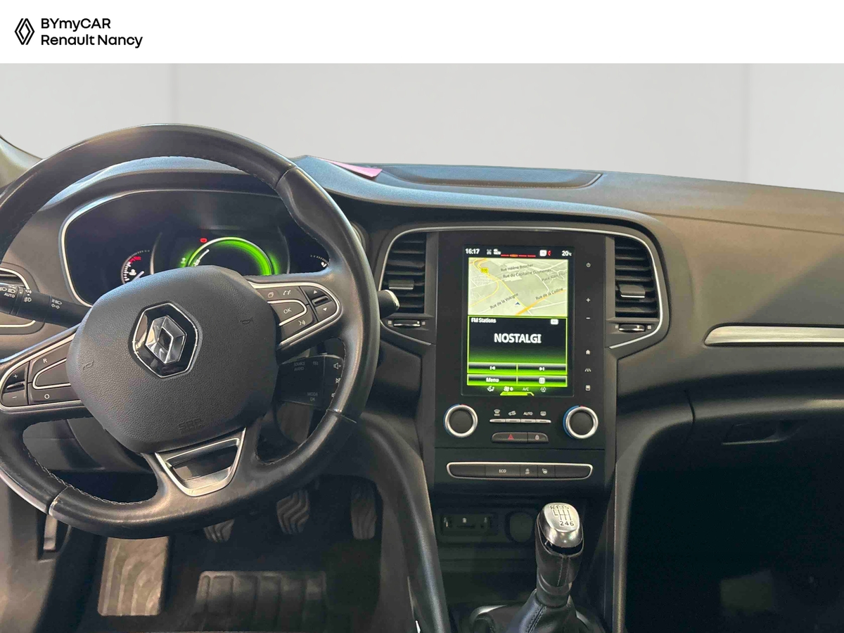Renault Mégane IV Berline TCe 130 Energy — photo 9