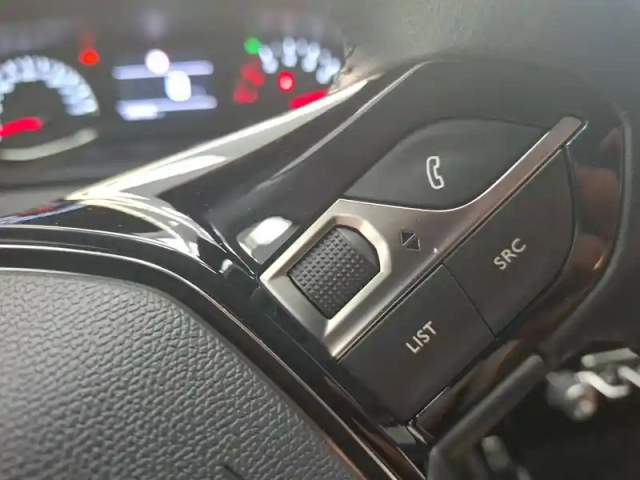 Peugeot 2008 bluehdi 100 s&amp;s bvm6 — photo 46