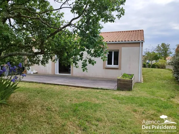 Maison de plain-pied 3 pièces 73 m²