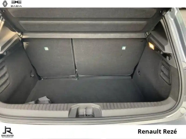 Renault Clio 1.5 blue dci 100ch evolution - 24 — photo 8
