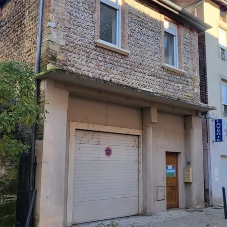 Immeuble T3 + studio + garage