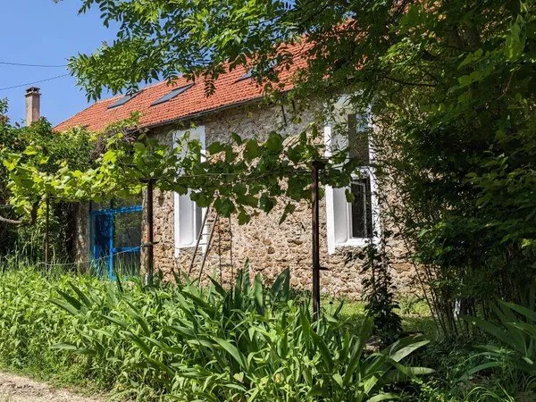 Maison 3 pièces 197 m²