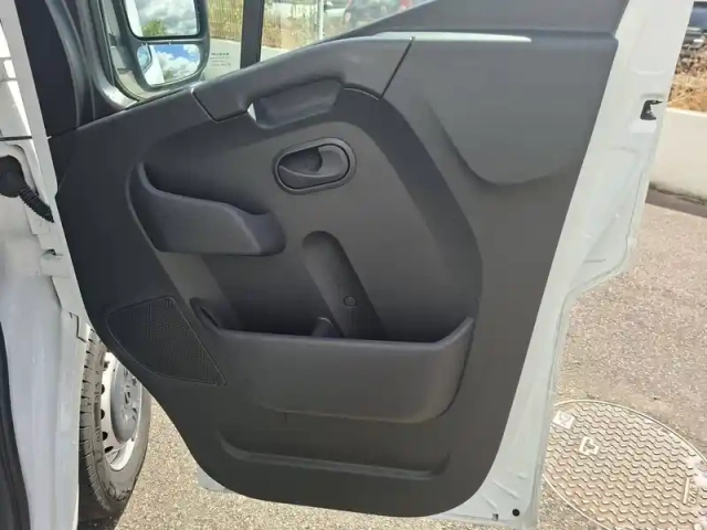 Renault Master fgn trac f3500 l2h2 blue dci 135 — photo 19