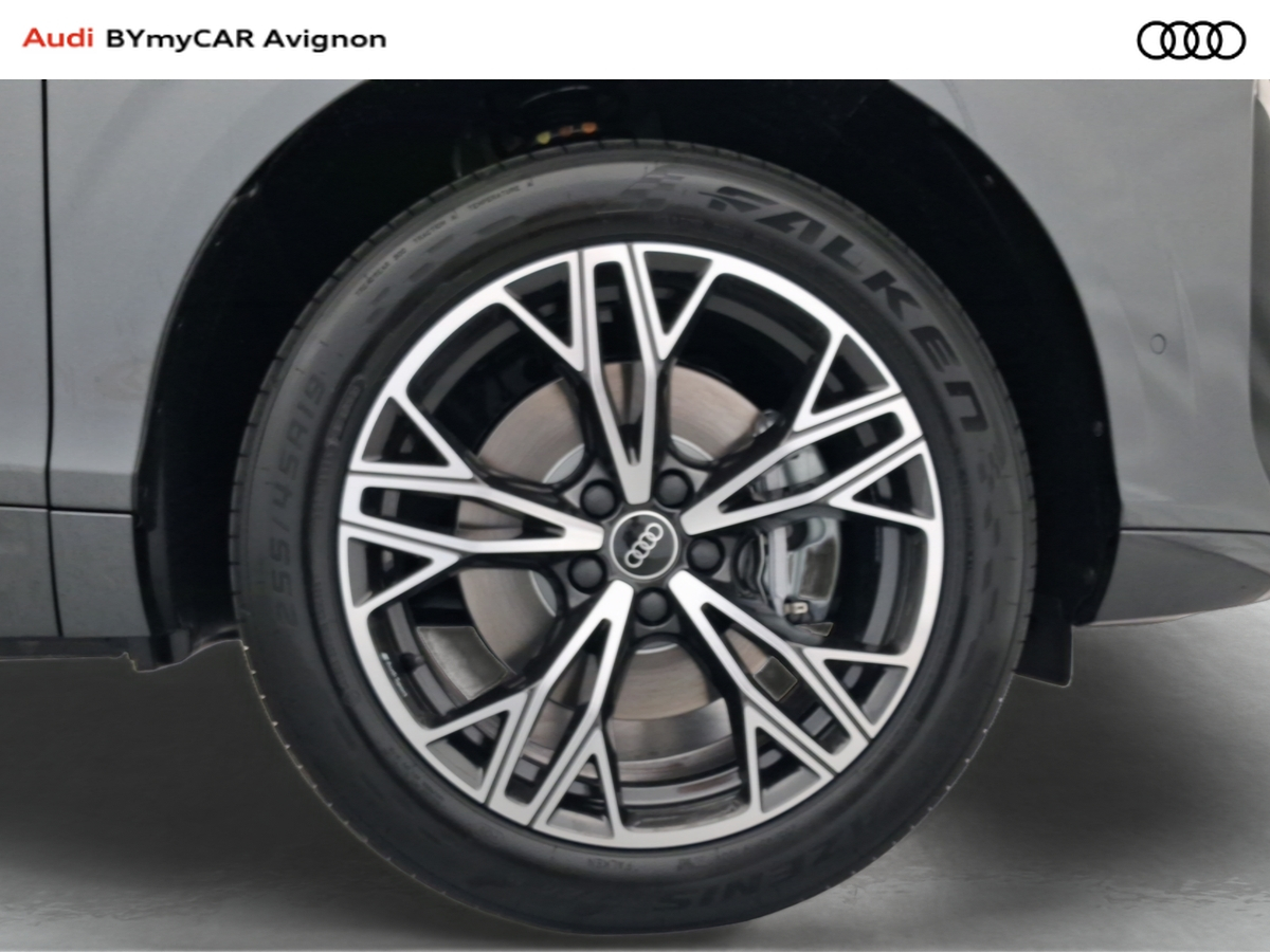 Audi Q3 Sportback e-hybrid 272 ch S tronic 6 — photo 20