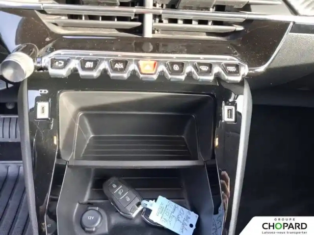 Peugeot 208 electrique 50 kwh 136ch — photo 14