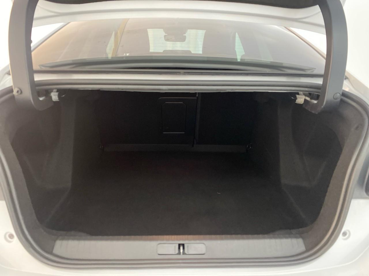 Citroën C4 X hybride 145 ch e-dcs6 max — photo 6