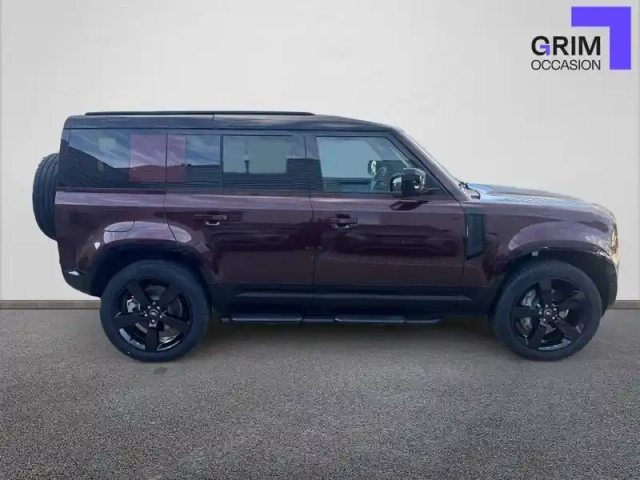 Land Rover Defender 110 p300e phev bva8 — photo 3