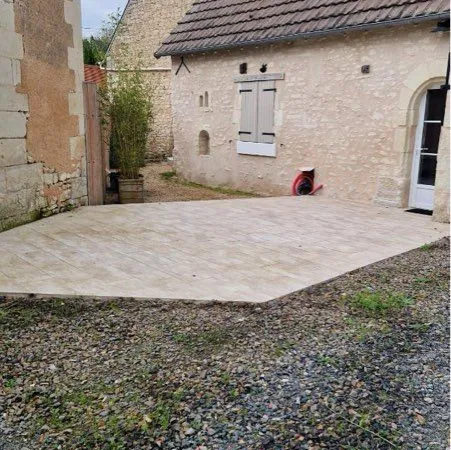 Maison de charme terrain clos grange fermée