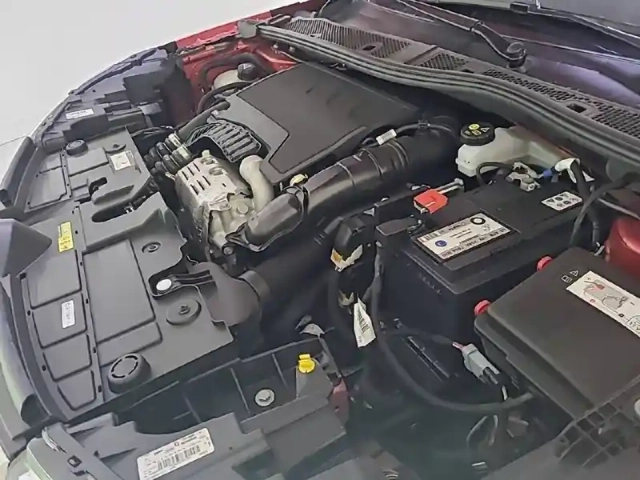 Citroën C4 puretech 130 s&amp;s eat8 — photo 18