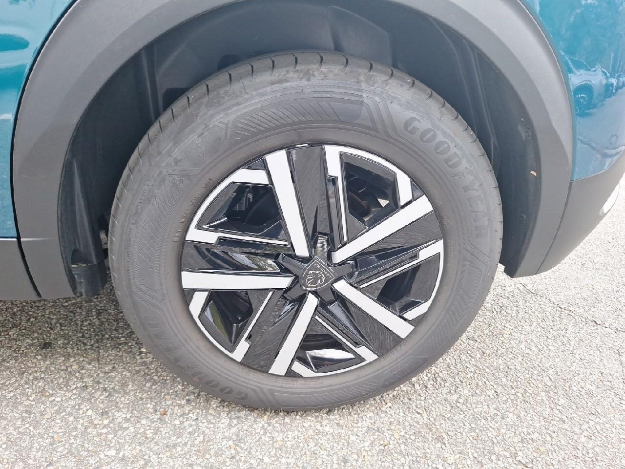 Peugeot 2008 e-2008 156ch 54 kwh style — photo 11