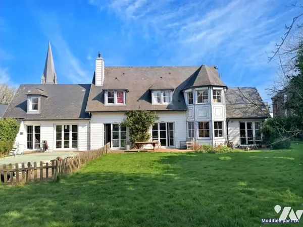 Maison 7 pièces 219 m²