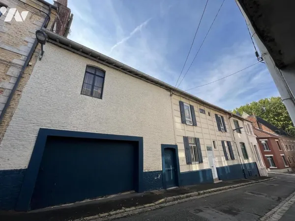 Maison 8 pièces 230 m²