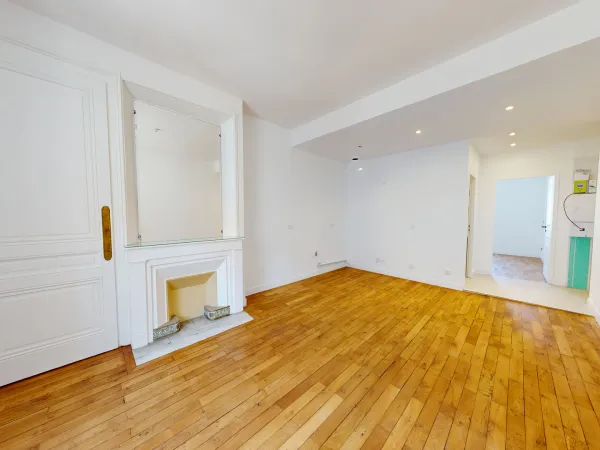 Vends appartement 42m² T2 refait à neuf lumineux avec cachet
