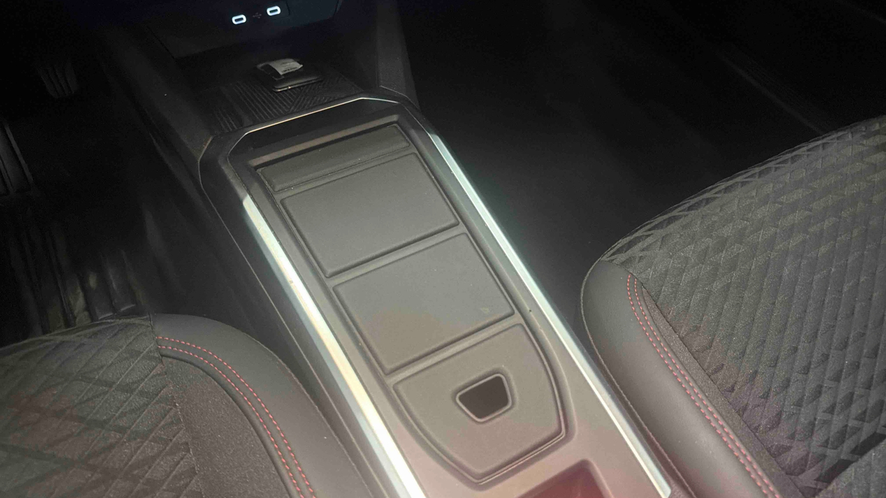 Renault Clio E-Tech full hybrid 160 ch — photo 17