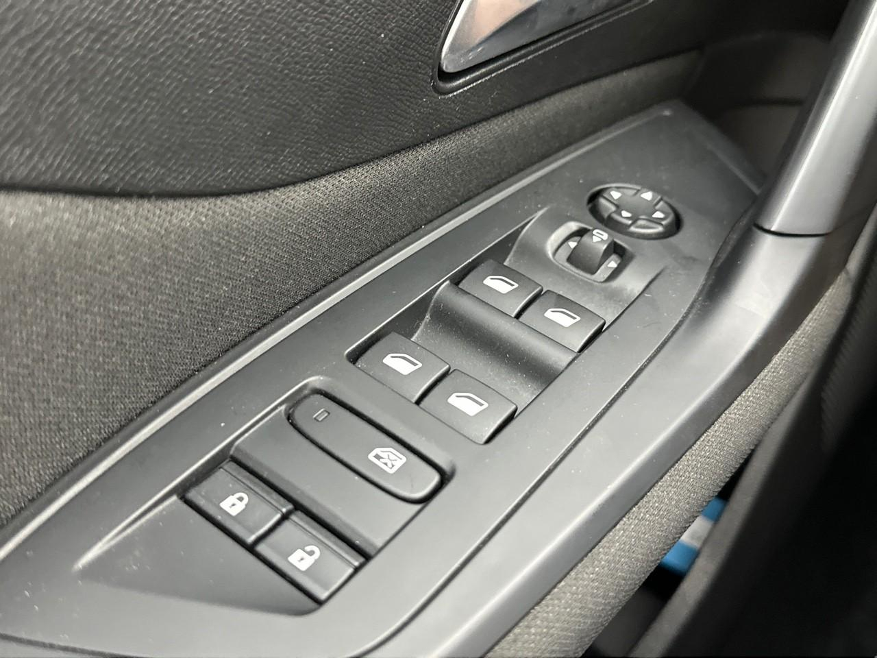 Peugeot 308 bluehdi 130ch s&s eat8 active pack — photo 15