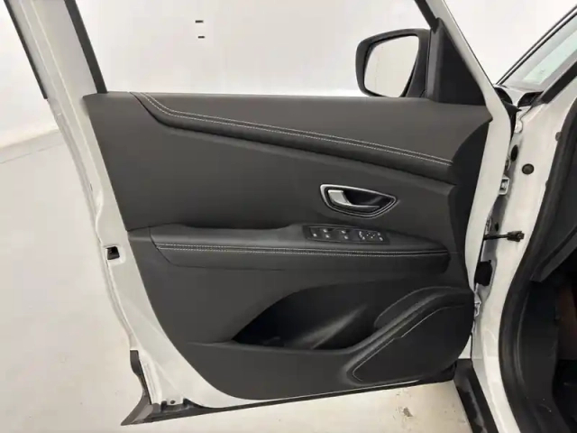 Renault Scenic blue dci 120 — photo 20