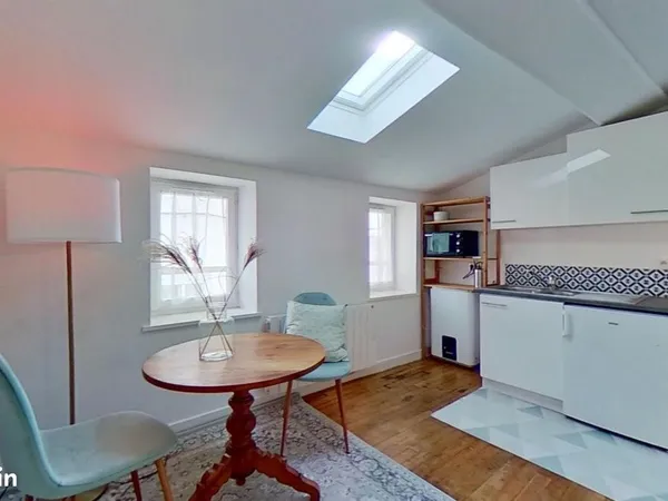 Studio 1 pièce 16 m²