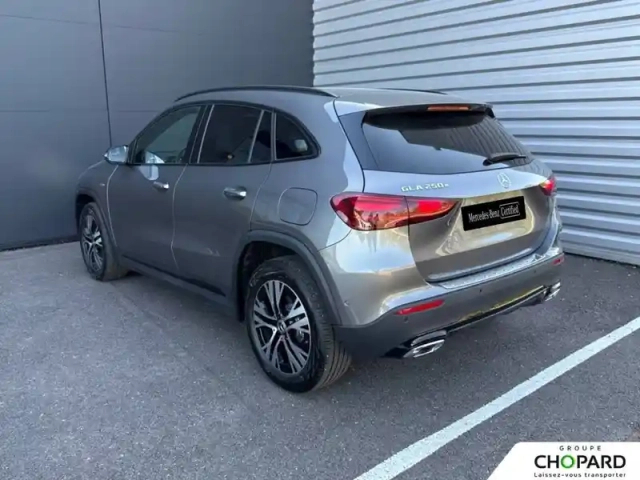 Mercedes Gla 250 e hybrid eq 8g-dct — photo 5