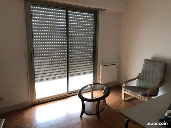 Location T2 meublé 470