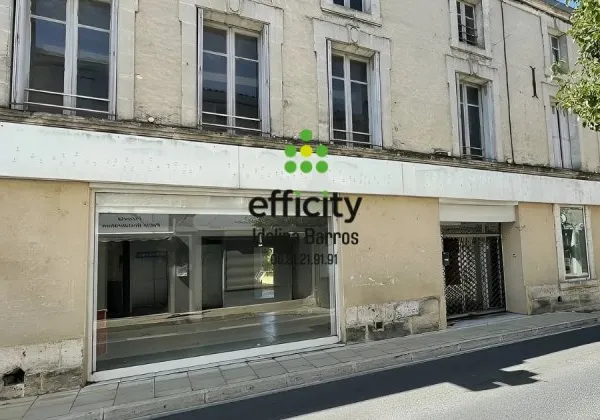 Maison 8 pièces 350 m²