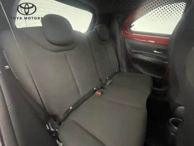 Toyota Aygo 1.0 s-cvt 72 design — photo 21