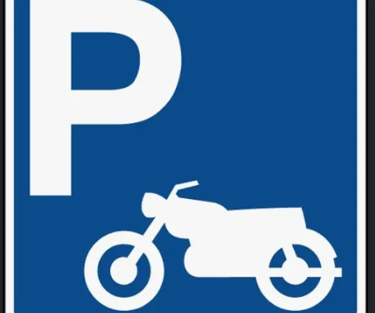 Place de parking pour deux roues