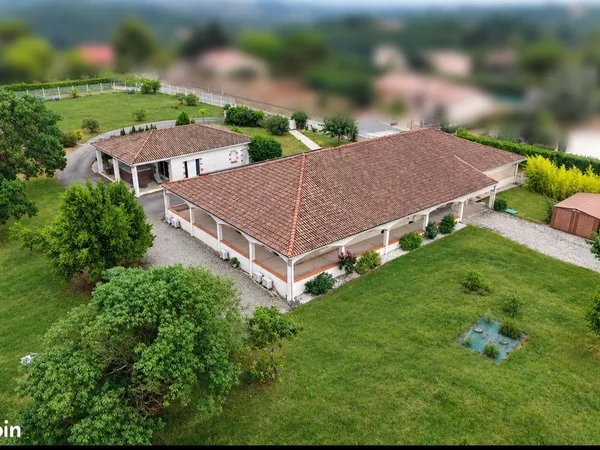 PROPRIÉTÉ - 293 m² - 8 SUITES - 3 HA - DPE B - 15 MIN MONTAUBAN - 535 000
