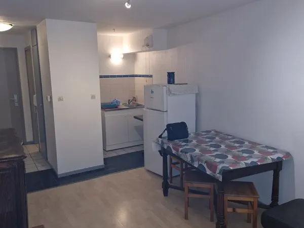 Offrez vous le luxe à prix imbattable, Petite France, proche hôpital très bel appartement aux presta