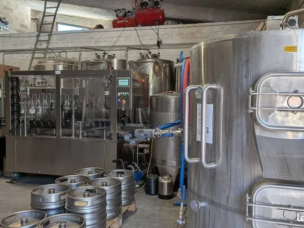 Microbrasserie + bar + Beer Truck à reprendre - La Mure (38)