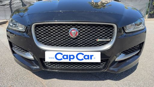 Jaguar XE 2.0 D - 180 CH AWD BVA8 - R-Sport – 2017 – 106953 km – Diesel – Boîte Automatique — photo 59