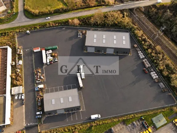 TERRAINS DE STOCKAGE À LOUER - JUSQU'À 10 000 M² + ENTREPÔT DE 875 M²