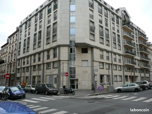 Vends Studio 18m2 pour etudiant